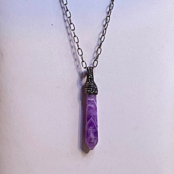 💖 Amethyst Crystal with a dark gun smoke beading & chain. /36 in /N151 - Picture 4 of 4